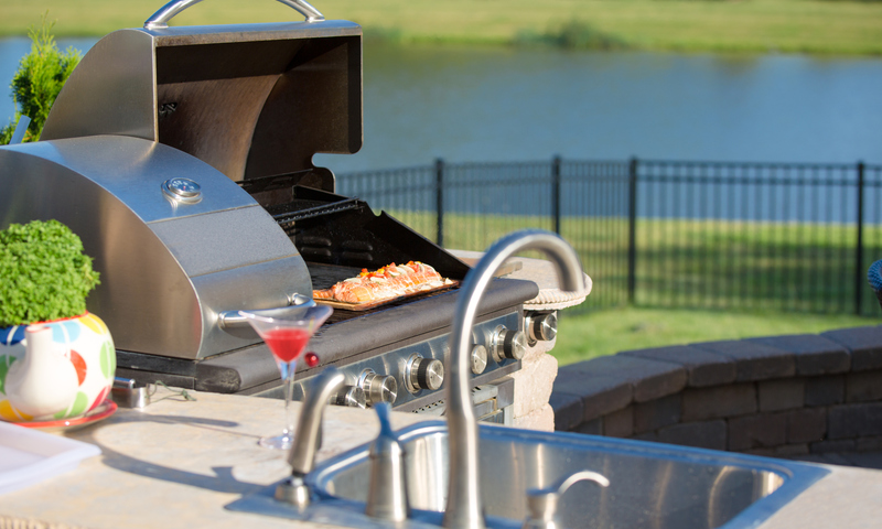 Outdoor Kitchens Take the Heat Out of Summer Food Prep